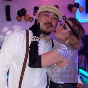 Meet your Posher, Debbie